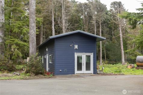 4631 State Route 109 Moclips WA 98562