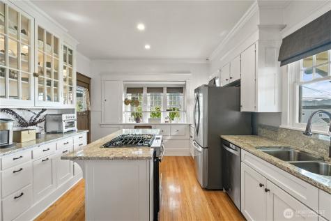 318 W Marcy Avenue Montesano WA 98563