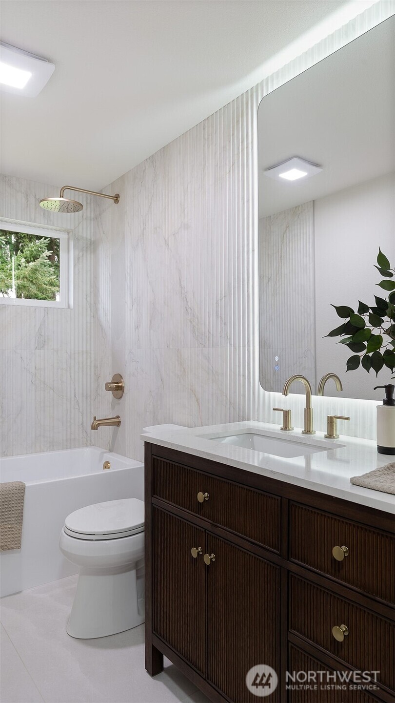 17069 142nd Place NE Woodinville WA 98072