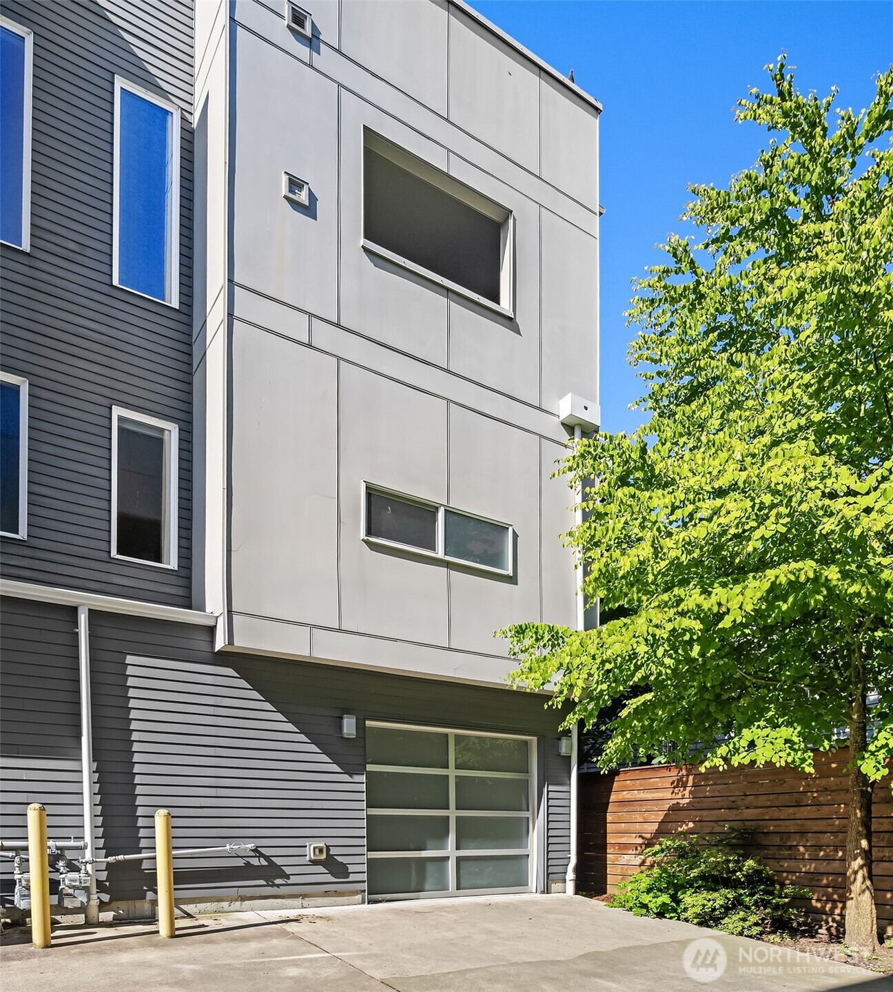 2409 NW 64th Street Seattle WA 98107