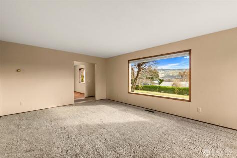 2908 Alvista Place Wenatchee WA 98801