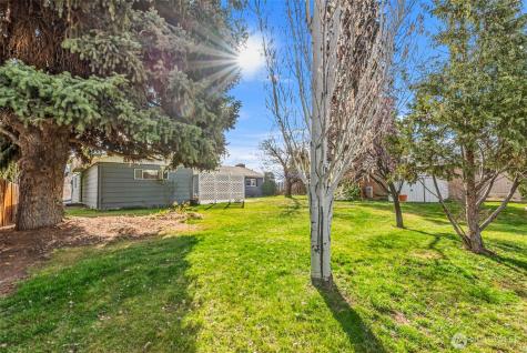 2908 Alvista Place Wenatchee WA 98801