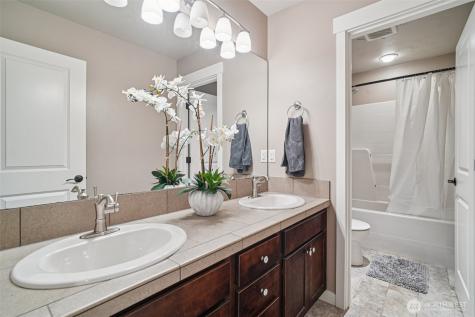 13814 41st Avenue W Lynnwood WA 98087
