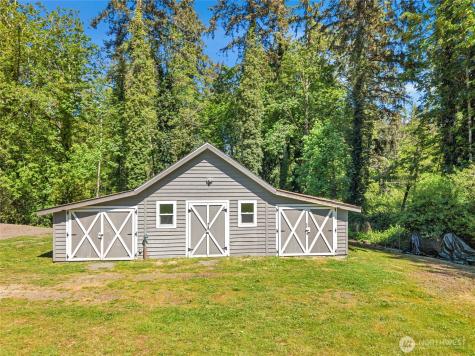 9889 Sportsman Club Road NE Bainbridge Island WA 98110