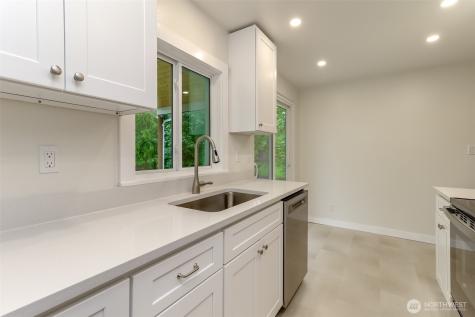 8316 Winona Street SW Lakewood WA 98498