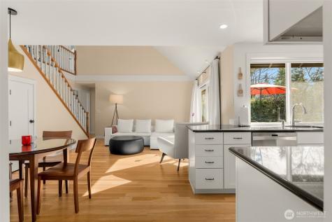 4478 142nd Avenue SE Bellevue WA 98006