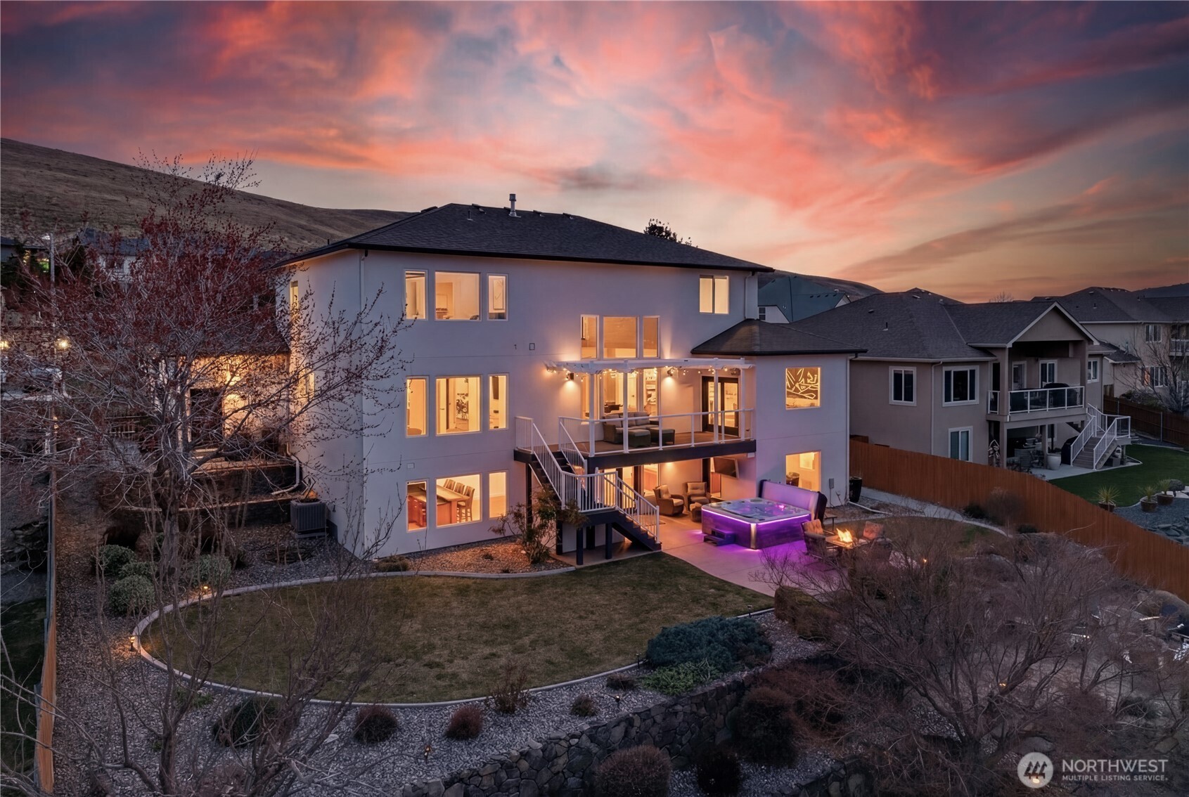 1614 W 51st Avenue Kennewick WA 99338