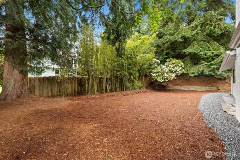 16310 Fremont Place N Shoreline WA 98133