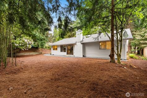 16310 Fremont Place N Shoreline WA 98133
