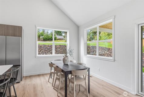 117 Red Hawk Drive Castle Rock WA 98611