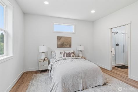 117 Red Hawk Drive Castle Rock WA 98611
