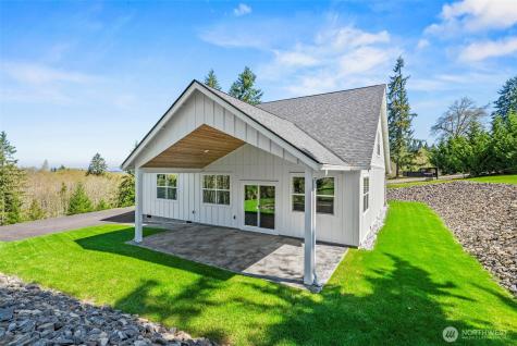 117 Red Hawk Drive Castle Rock WA 98611