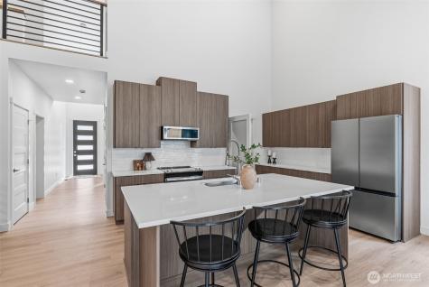 117 Red Hawk Drive Castle Rock WA 98611