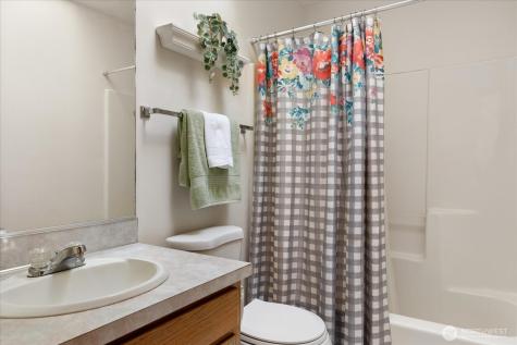 1476 Boon Hollow Lane Oak Harbor WA 98277