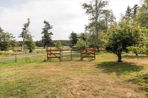1476 Boon Hollow Lane Oak Harbor WA 98277