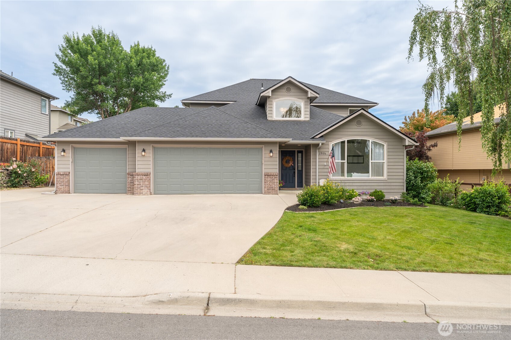 1906 Lion Place Wenatchee WA 98801