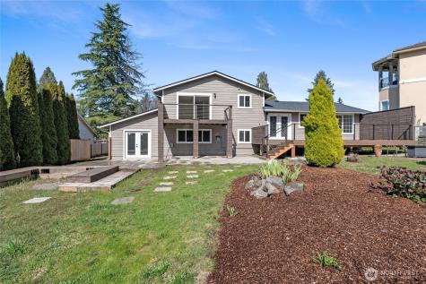 2003 SW 304th Street Federal Way WA 98023