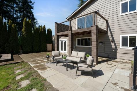 2003 SW 304th Street Federal Way WA 98023