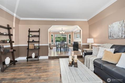 4957 Lakeview Place SE Port Orchard WA 98367