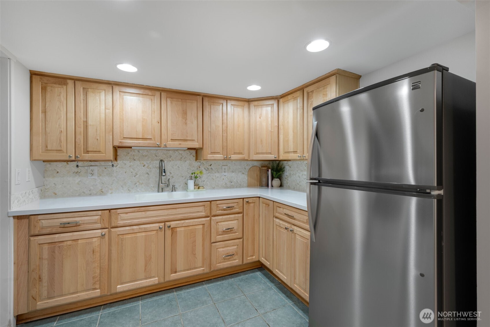 4732 45th Avenue NE Seattle WA 98105