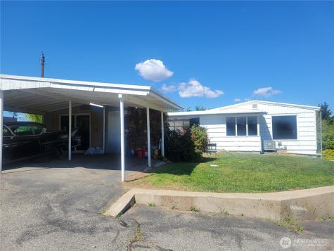 1823 North Road Wenatchee WA 98801