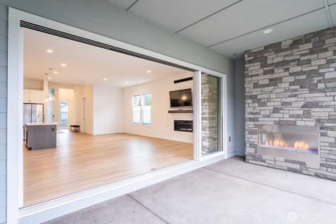 23589 SE Logan Street Black Diamond WA 98010