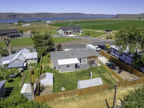 10369 Northern Avenue NE Coulee City WA 99115