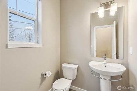 13724 Ash Way Everett WA 98204