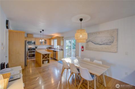 2705 N Sea Crest Avenue Long Beach WA 98631