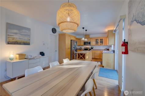 2705 N Sea Crest Avenue Long Beach WA 98631