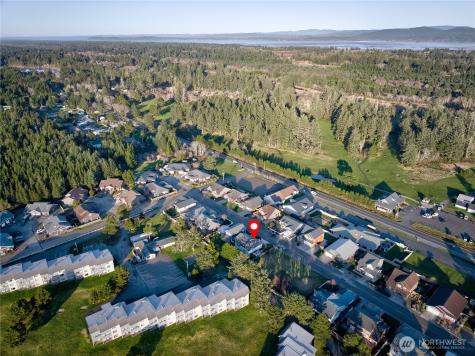 2705 N Sea Crest Avenue Long Beach WA 98631