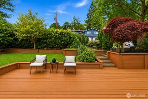 325 105th Ave SE Bellevue WA 98004