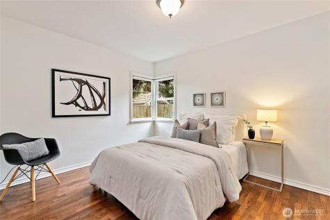 1711 NE 113th Street Seattle WA 98125
