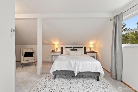 1711 NE 113th Street Seattle WA 98125