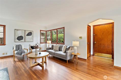 1711 NE 113th Street Seattle WA 98125