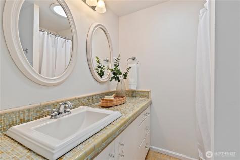 1711 NE 113th Street Seattle WA 98125