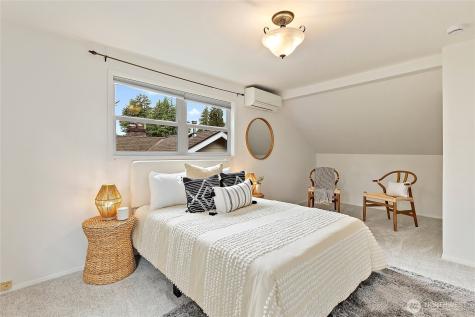 1711 NE 113th Street Seattle WA 98125