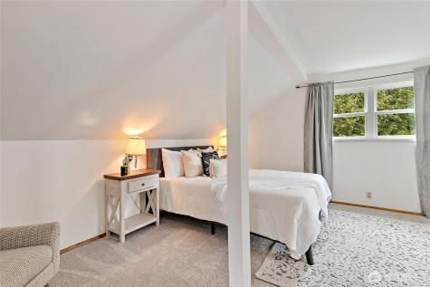 1711 NE 113th Street Seattle WA 98125