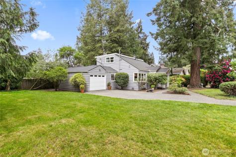 1711 NE 113th Street Seattle WA 98125