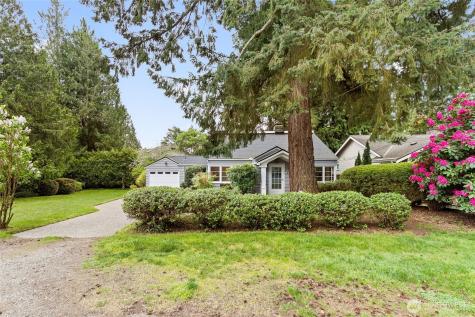 1711 NE 113th Street Seattle WA 98125