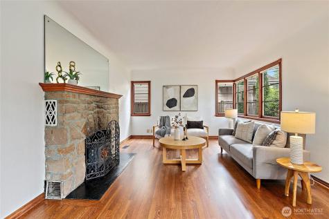 1711 NE 113th Street Seattle WA 98125