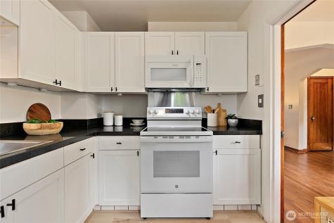 1711 NE 113th Street Seattle WA 98125