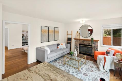 24341 SE 42nd Place Sammamish WA 98029