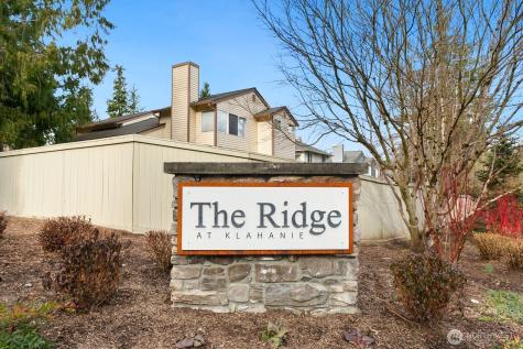 24341 SE 42nd Place Sammamish WA 98029