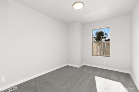 12420 SE 256th Place Kent WA 98030