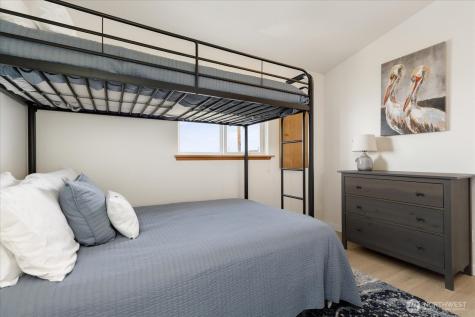2507 W Beach Road Oak Harbor WA 98277