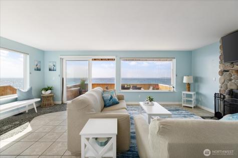 2507 W Beach Road Oak Harbor WA 98277