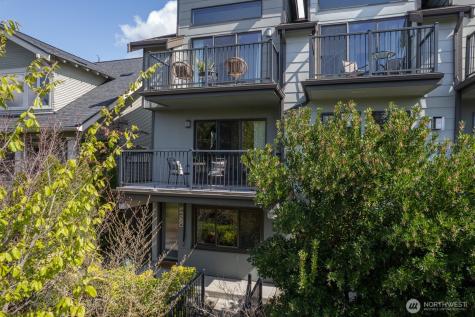 2526 Yale Avenue E Seattle WA 98102