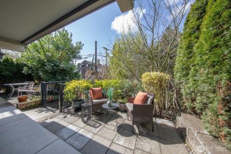 2526 Yale Avenue E Seattle WA 98102