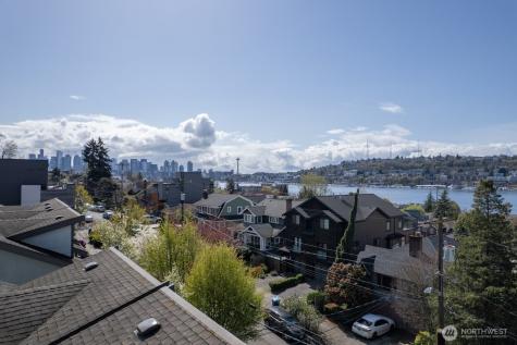 2526 Yale Avenue E Seattle WA 98102